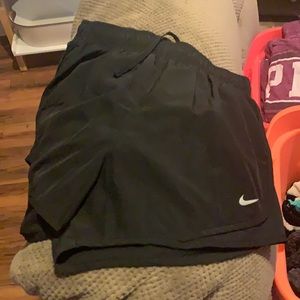 Medium Drifit Nike shorts with lining